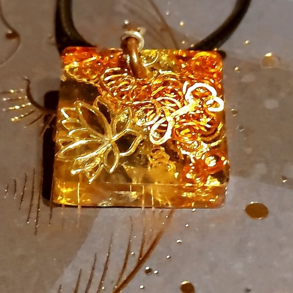 Organite Jewelry - Picture 3 of 4